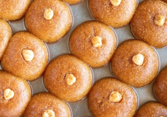 Tereyağı Kokulu 1 Kg Şekerpare Tatlısı